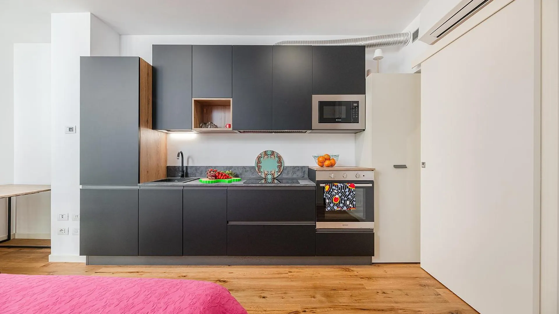 A New Green Futuristic Habitat! Milan Apartment